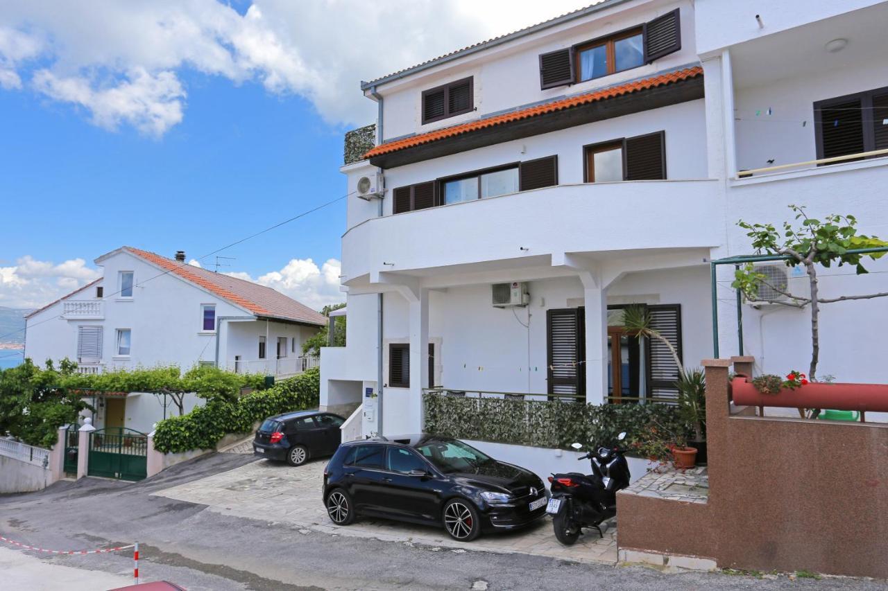 Apartments With A Parking Space Mastrinka, Ciovo - 4324 Trogir Eksteriør bilde