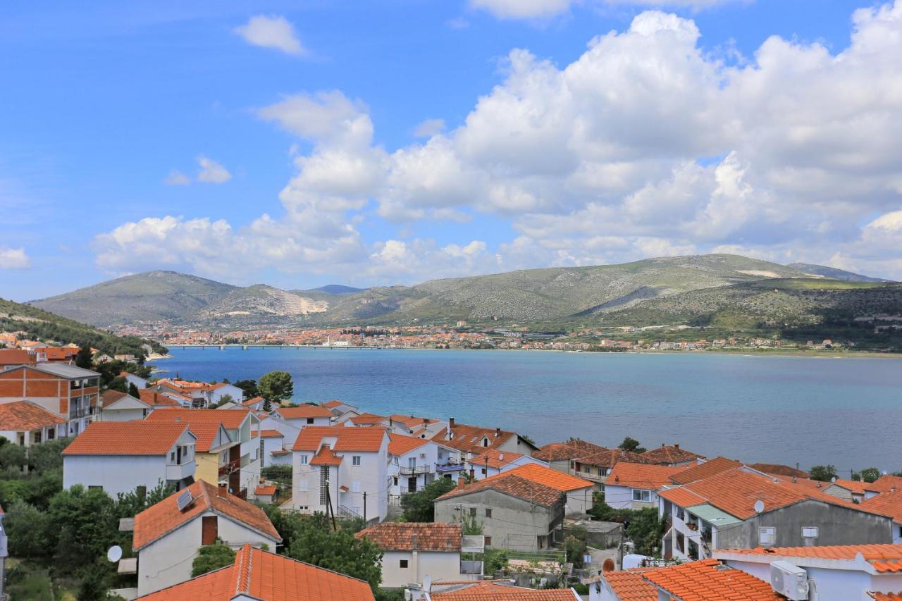 Apartments With A Parking Space Mastrinka, Ciovo - 4324 Trogir Eksteriør bilde